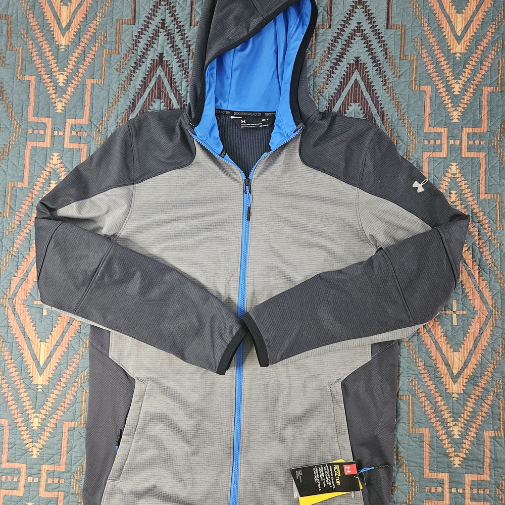 Men's NWT Under Armour Gray and‎ Blue Jacket
